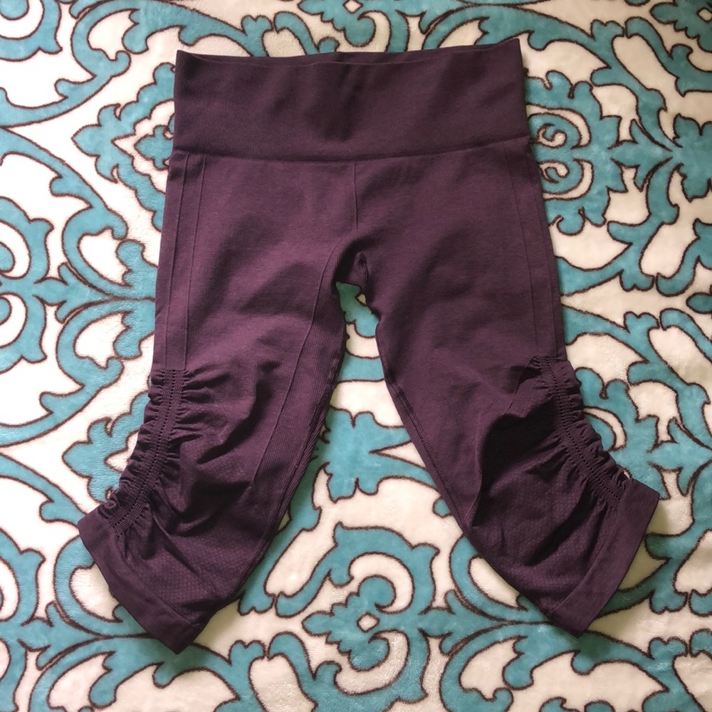 Lululemon In the Flow crop leggings